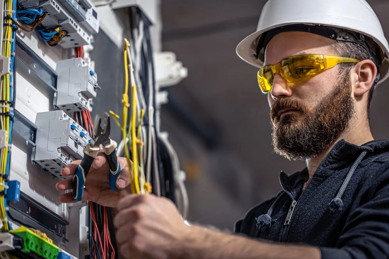 Top Commercial Electrical Services for Sunshine Coast Projects